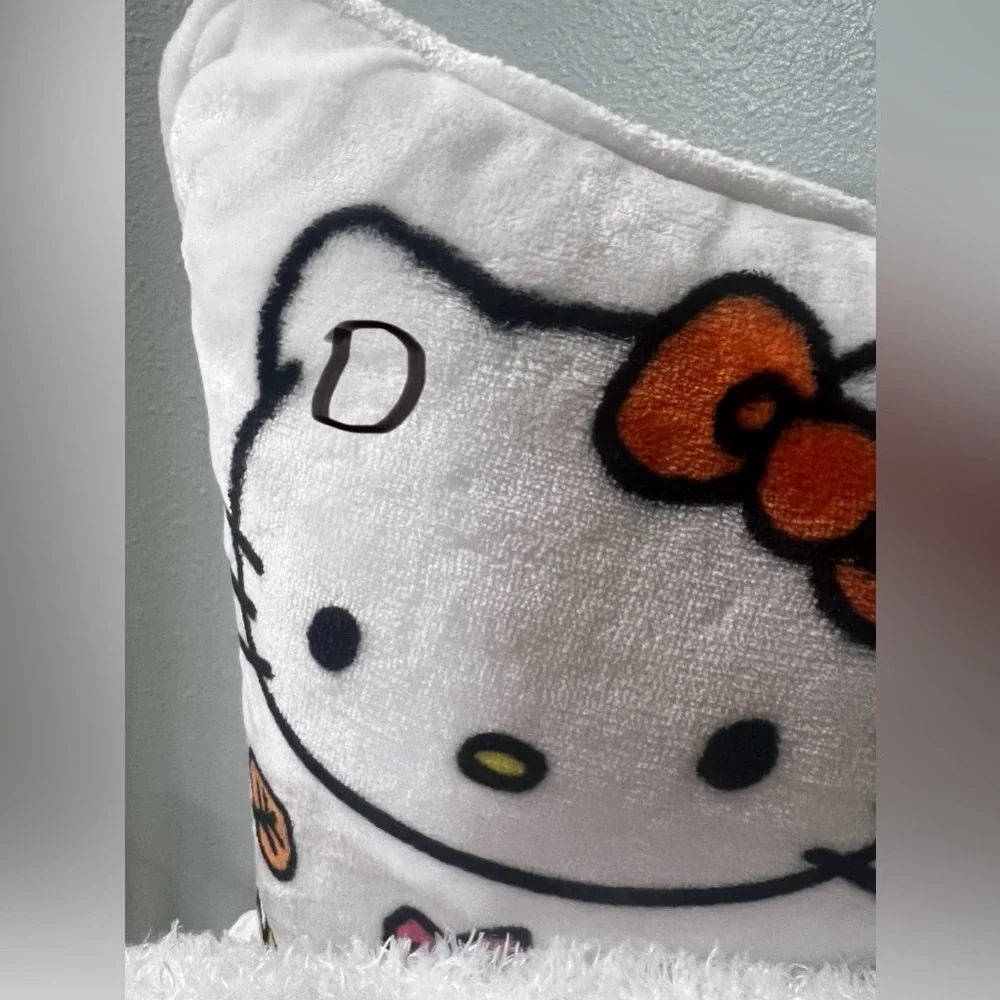 NWT Hello Kitty Halloween Pillow Set | Fall | Harvest | Holiday | Home Decor